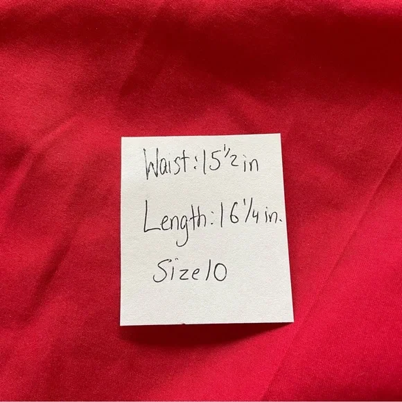 LIZ Golf Audra Red Shorts Size 10 - Picture 7 of 9